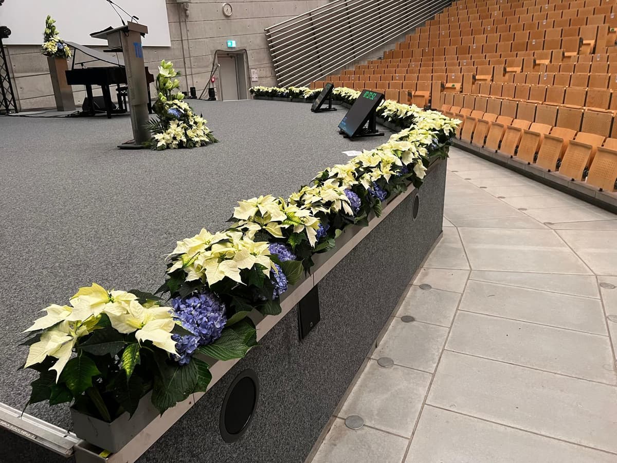 Weihnachtsfloristik München - festliche Dekoration vom Floristen