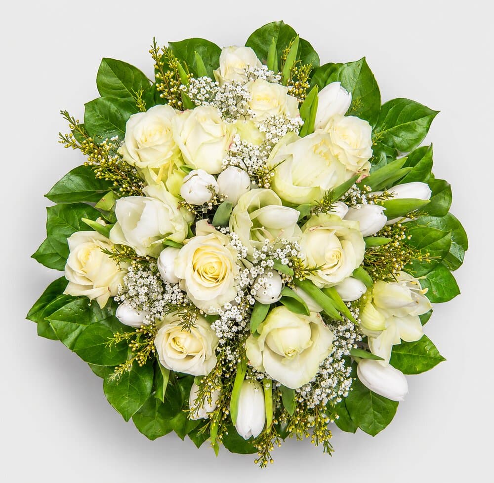 Katy – handgebundener Blumenstrauß von Blumen Komander München